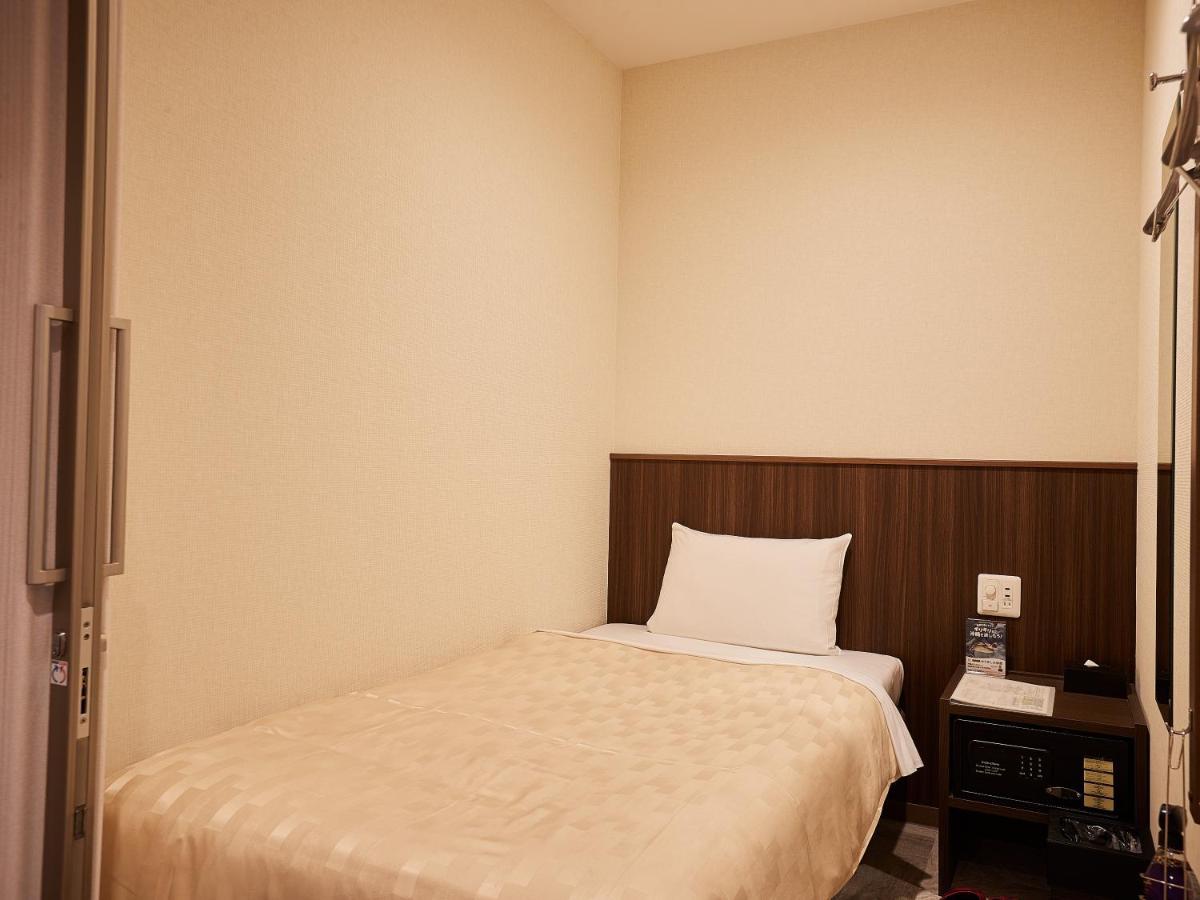 Grand Cabin Hotel Naha Oroku Екстериор снимка
